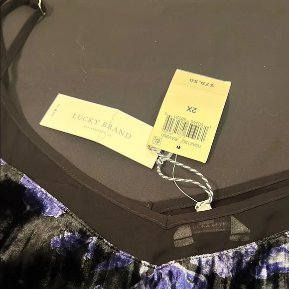 NWT Lucky Brand Black and Purple Velvet Floral Plus Size Tank, 2X - Picture 2 of 7